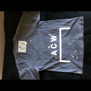 A cold wall t shirt large